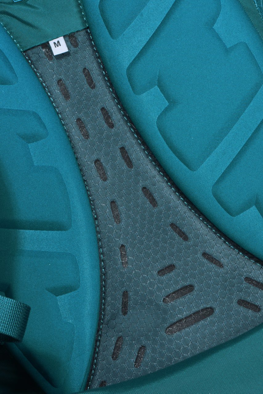 168759023494-photo1651037279