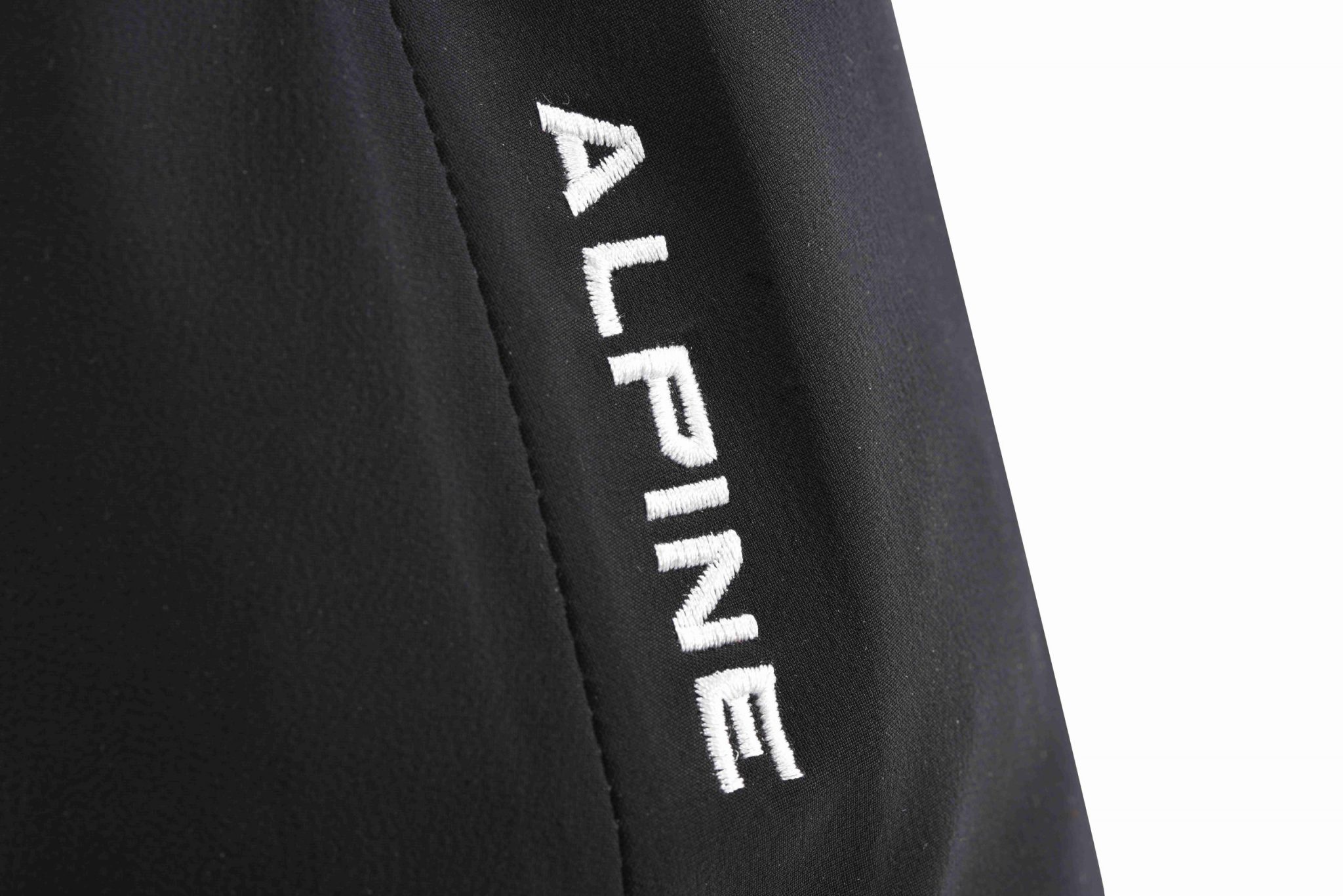 168767281619-KM110006-细节-4-scaled