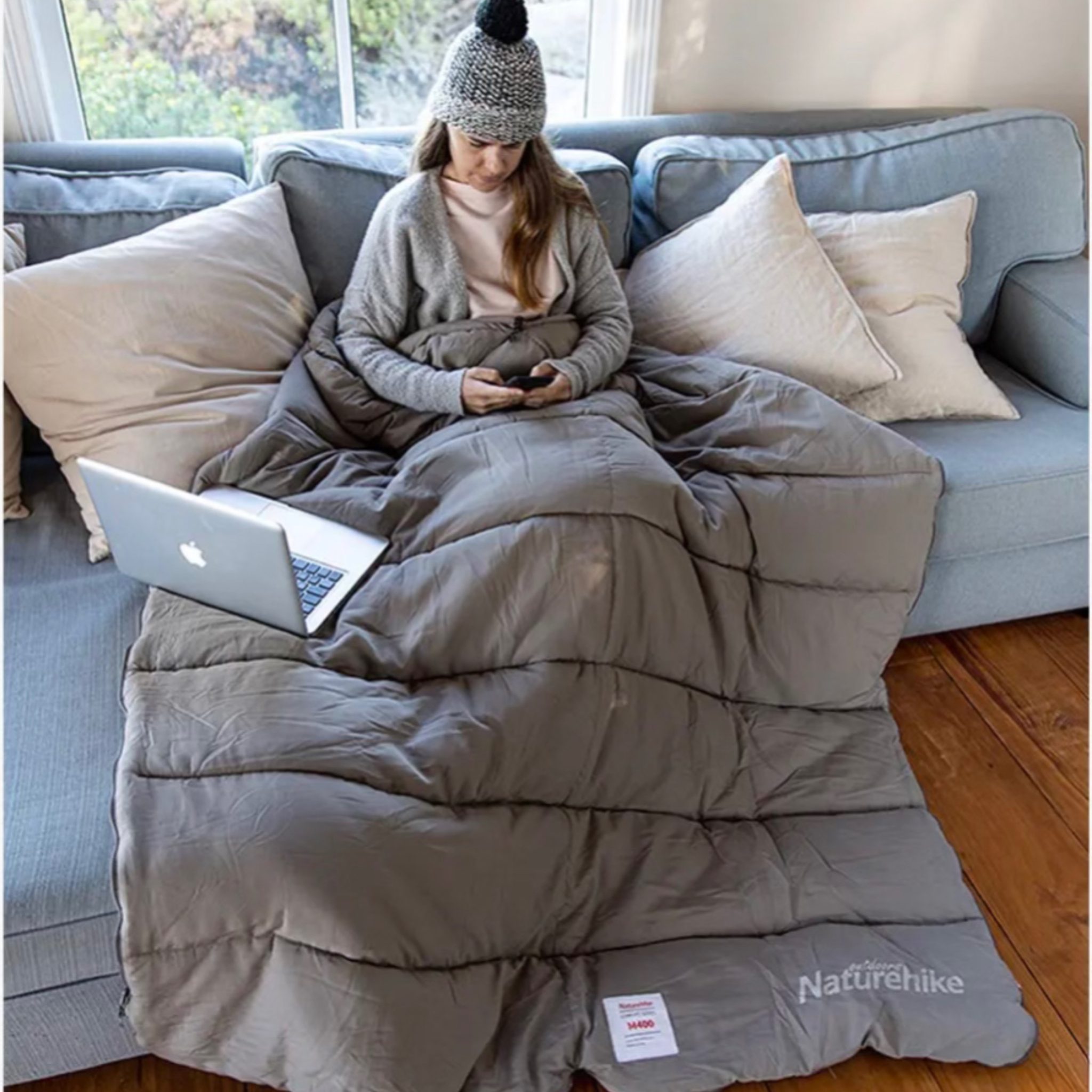 1C135C3D-89A4-412C-91F4-AF5930B2EAD9