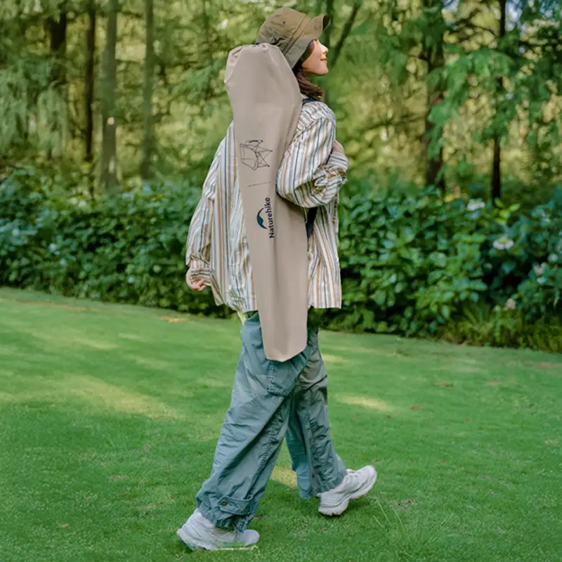 B5FEAA62-88DE-4D24-A742-76E2C6083045